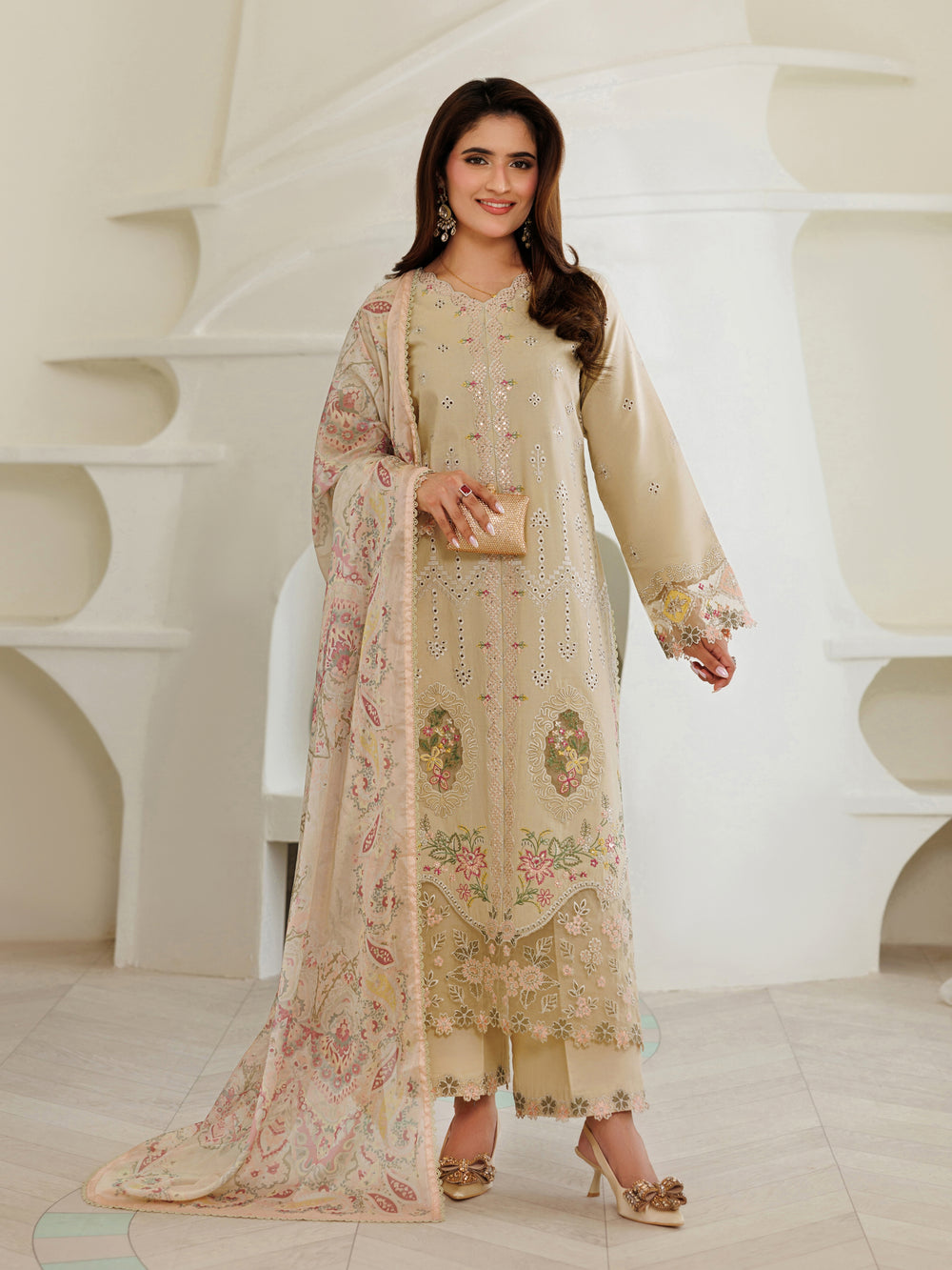 ZG-04 - 3 PC LAWN STITCHED