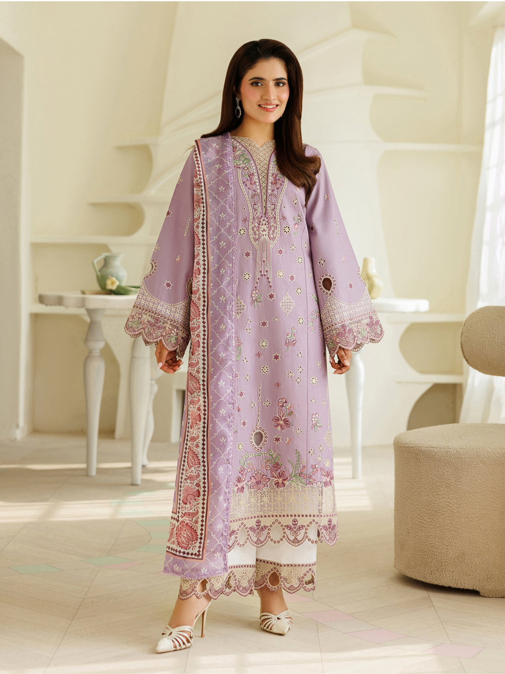 ZG-05 - 3 PC LAWN STITCHED