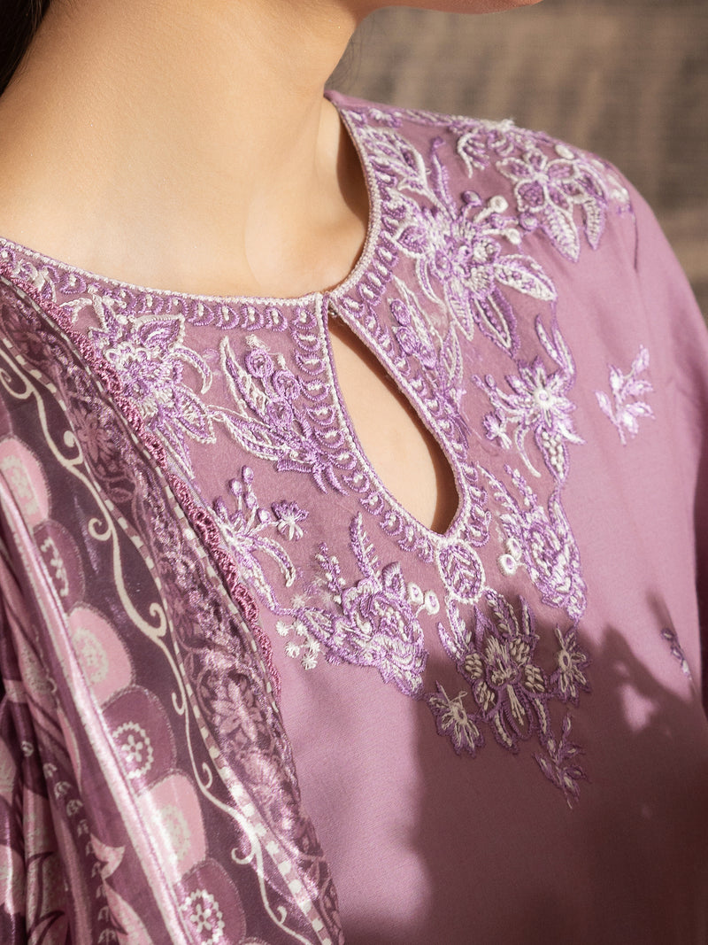 ZE-02 LAWN EMBROIDERED 3PC STITCHED/UNSTITCHED