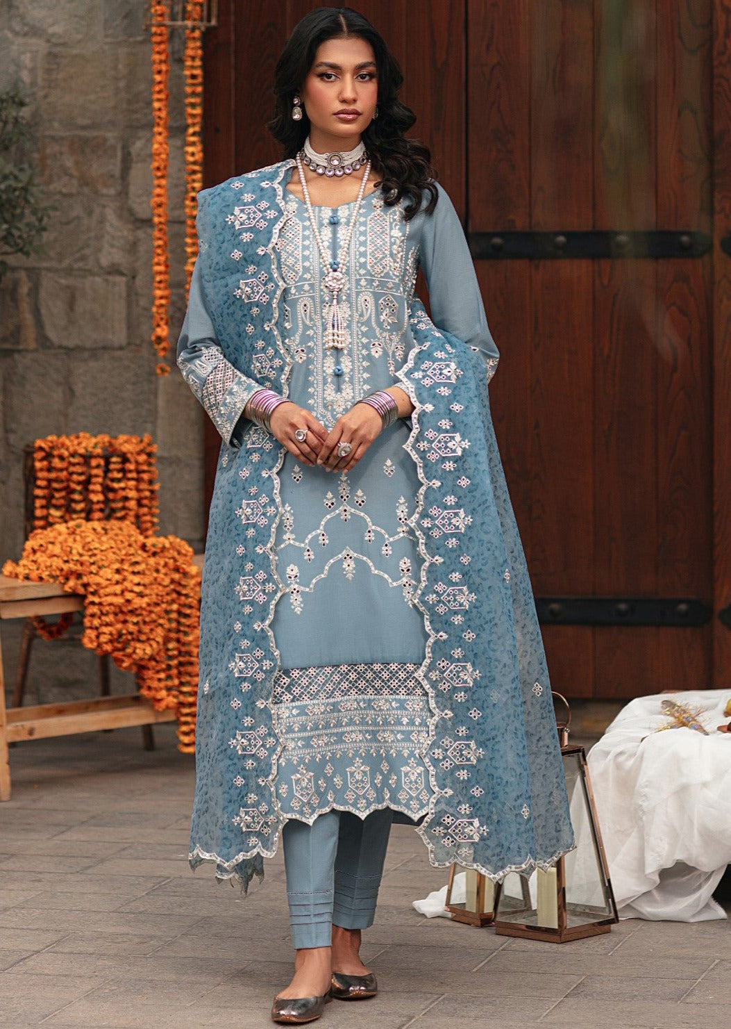CM-07  3PC EMBROIDERED LAWN  STITCHED I UNSTITCHED