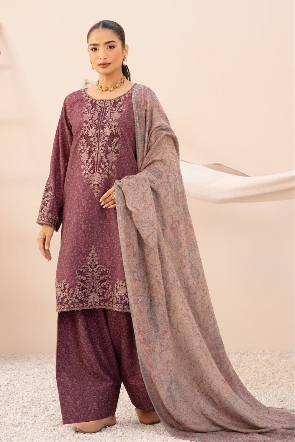 DZP-55 WINTER  3PC STITCHED | UNSTITCHED