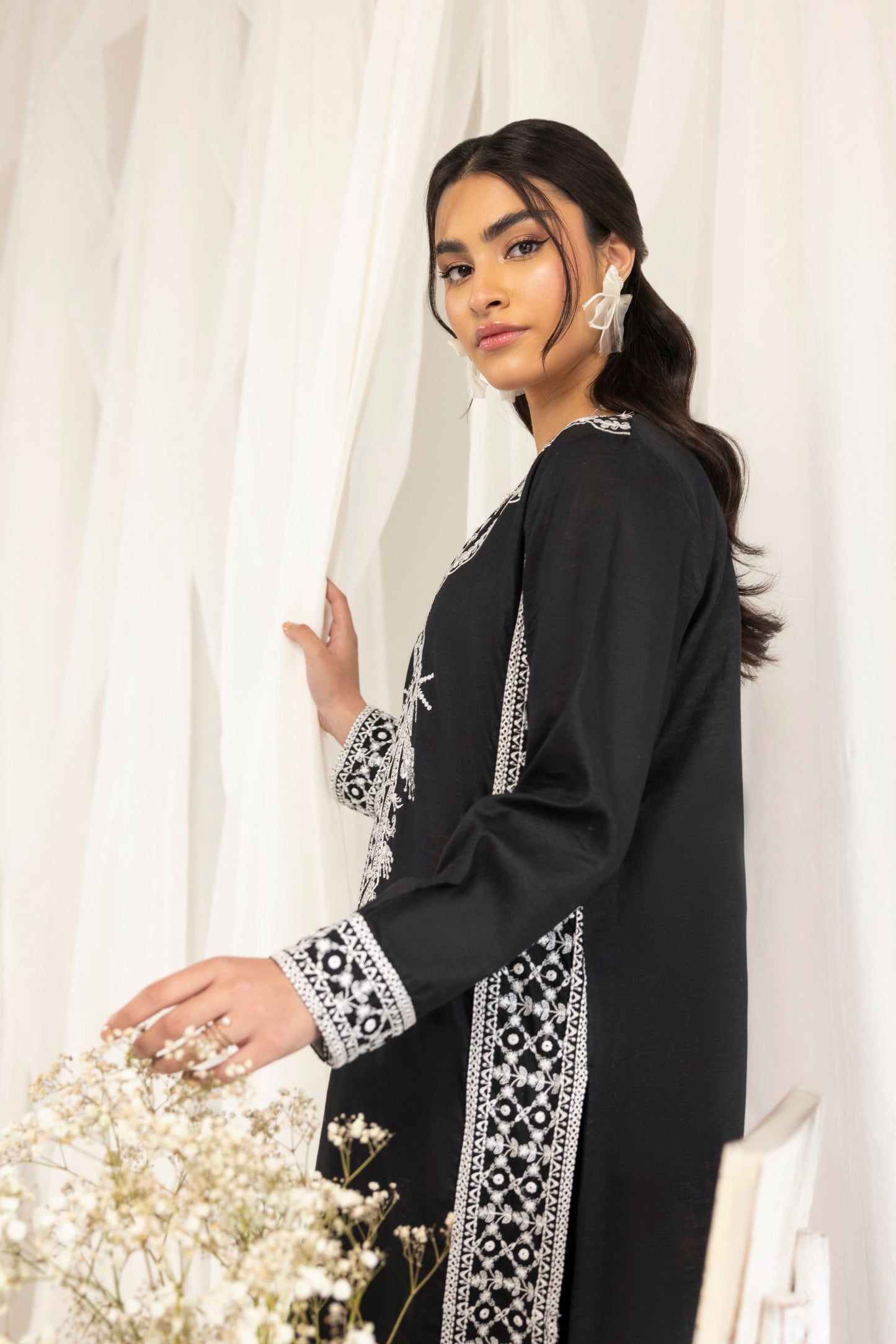 LEM-16 2PC EMBROIDERED LAWN STITCHED