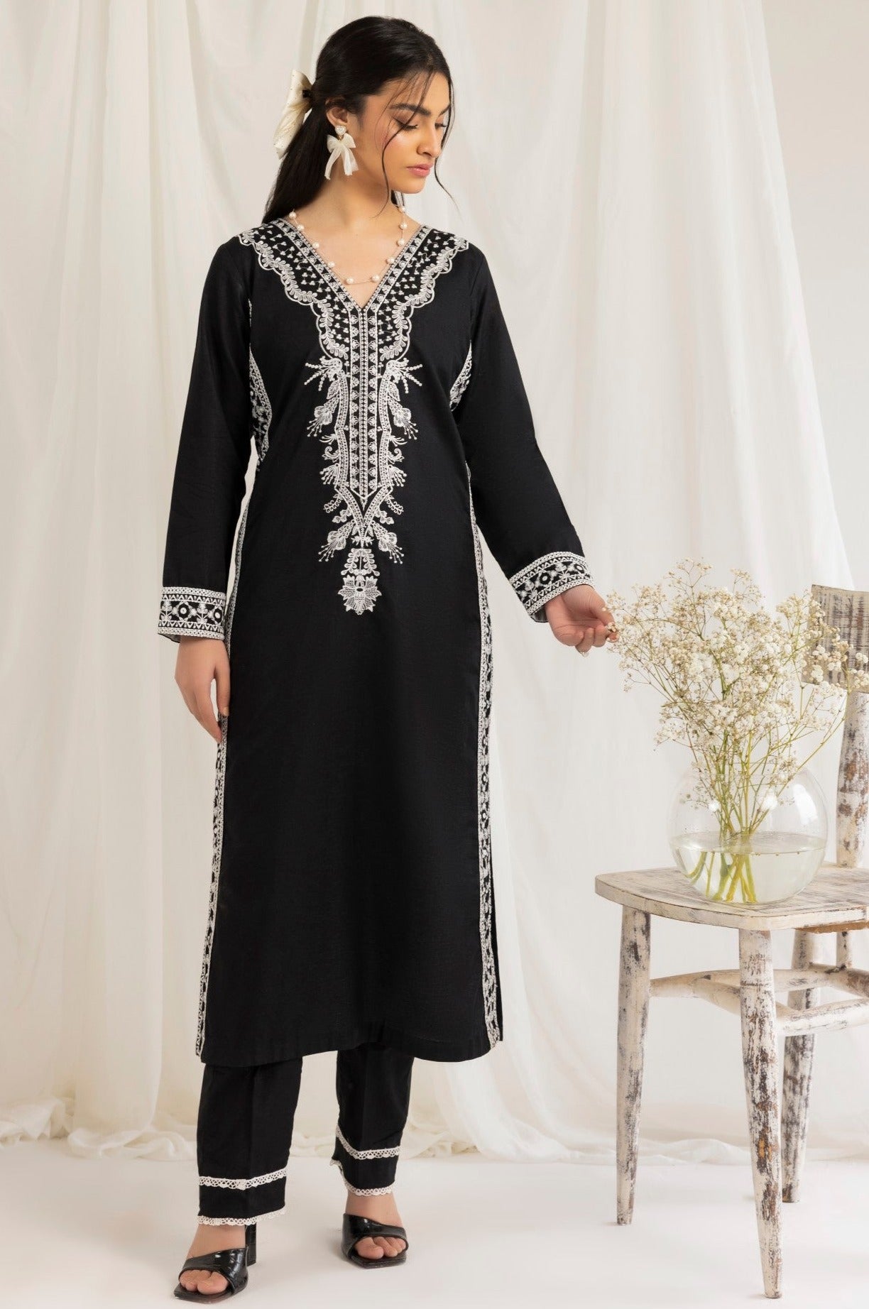 LEM-16 2PC EMBROIDERED LAWN STITCHED