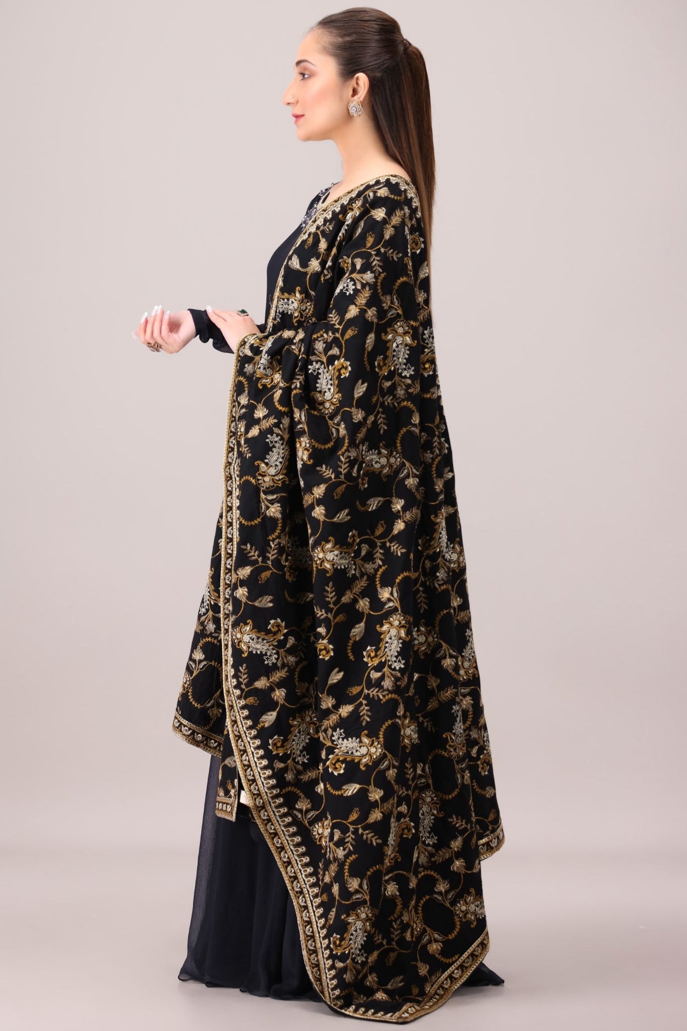 MDS-101 DHANAK EMBROIDERED SHAWL