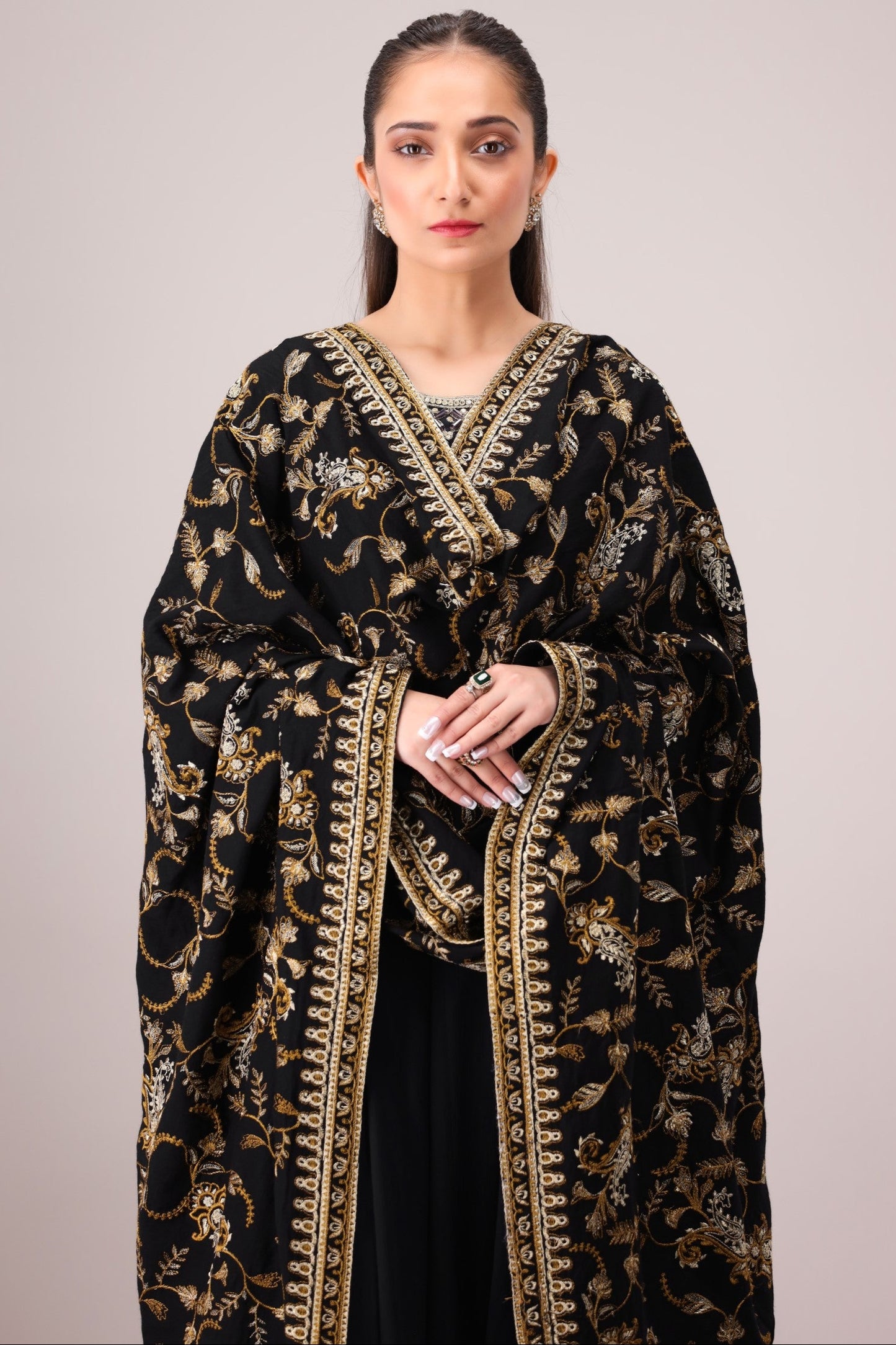 MDS-101 DHANAK EMBROIDERED SHAWL