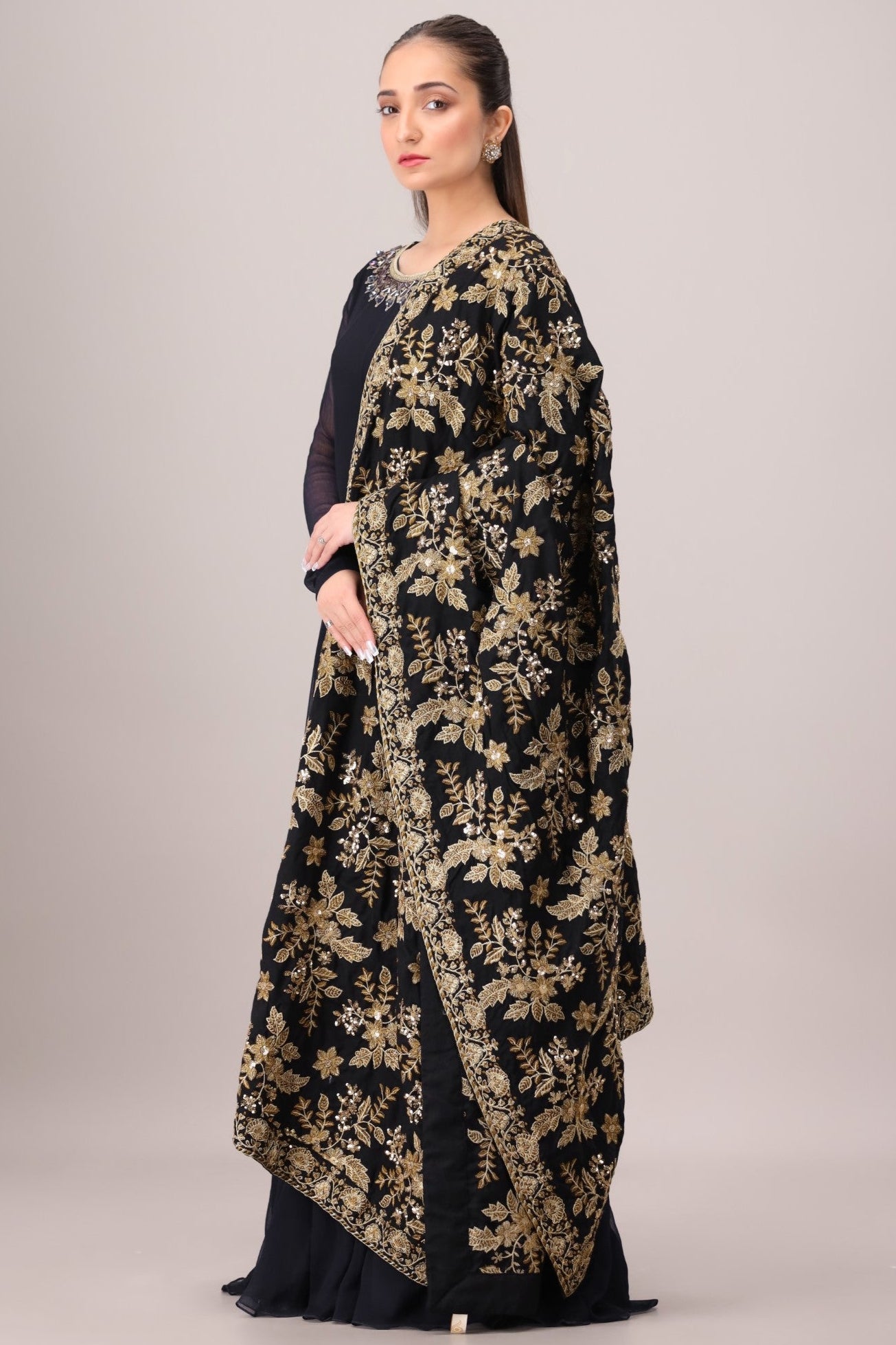 MDS-102 DHANAK EMBROIDERED SHAWL