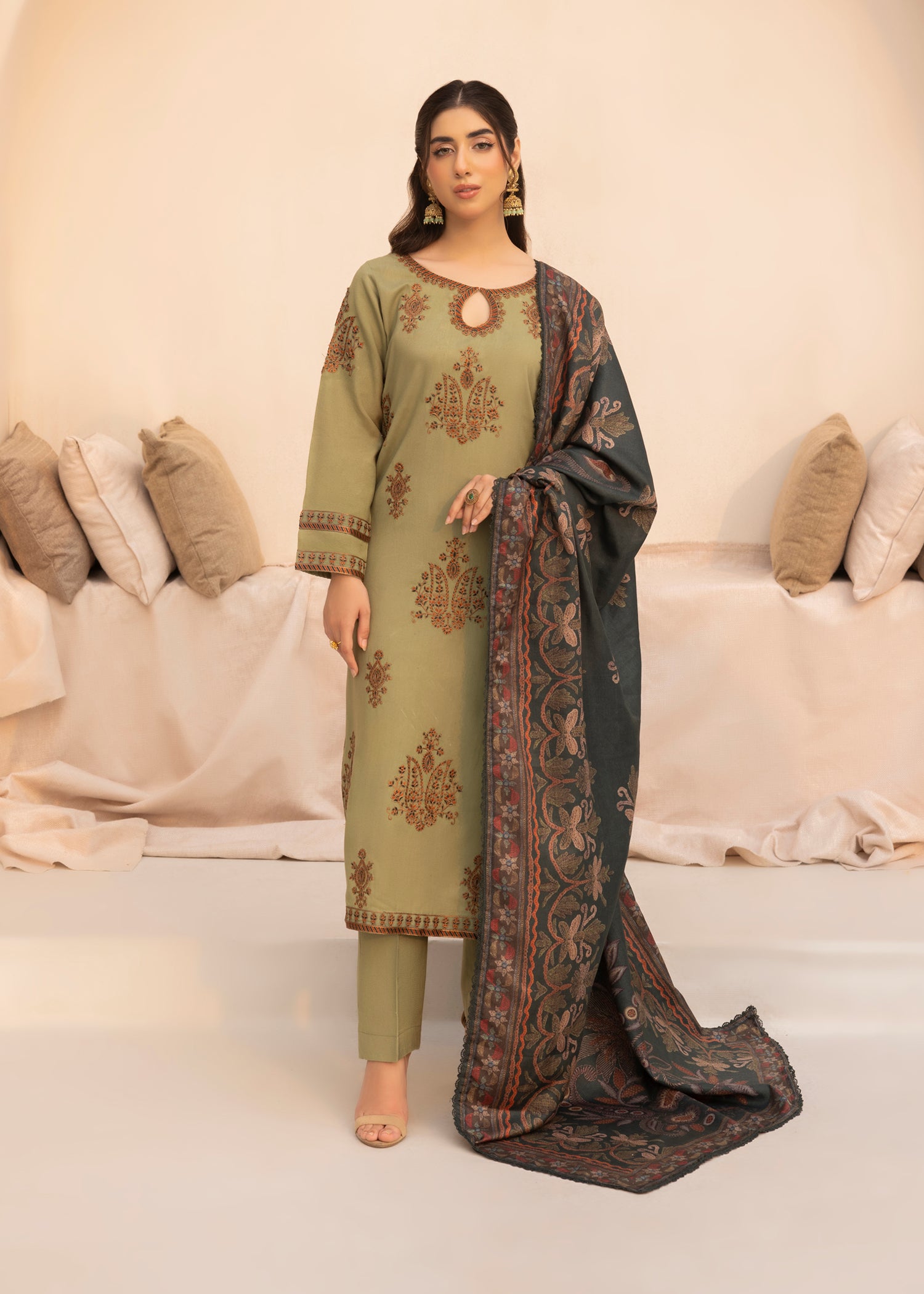 Women Clothing Brand Online In Pakistan Mohagni Clothes