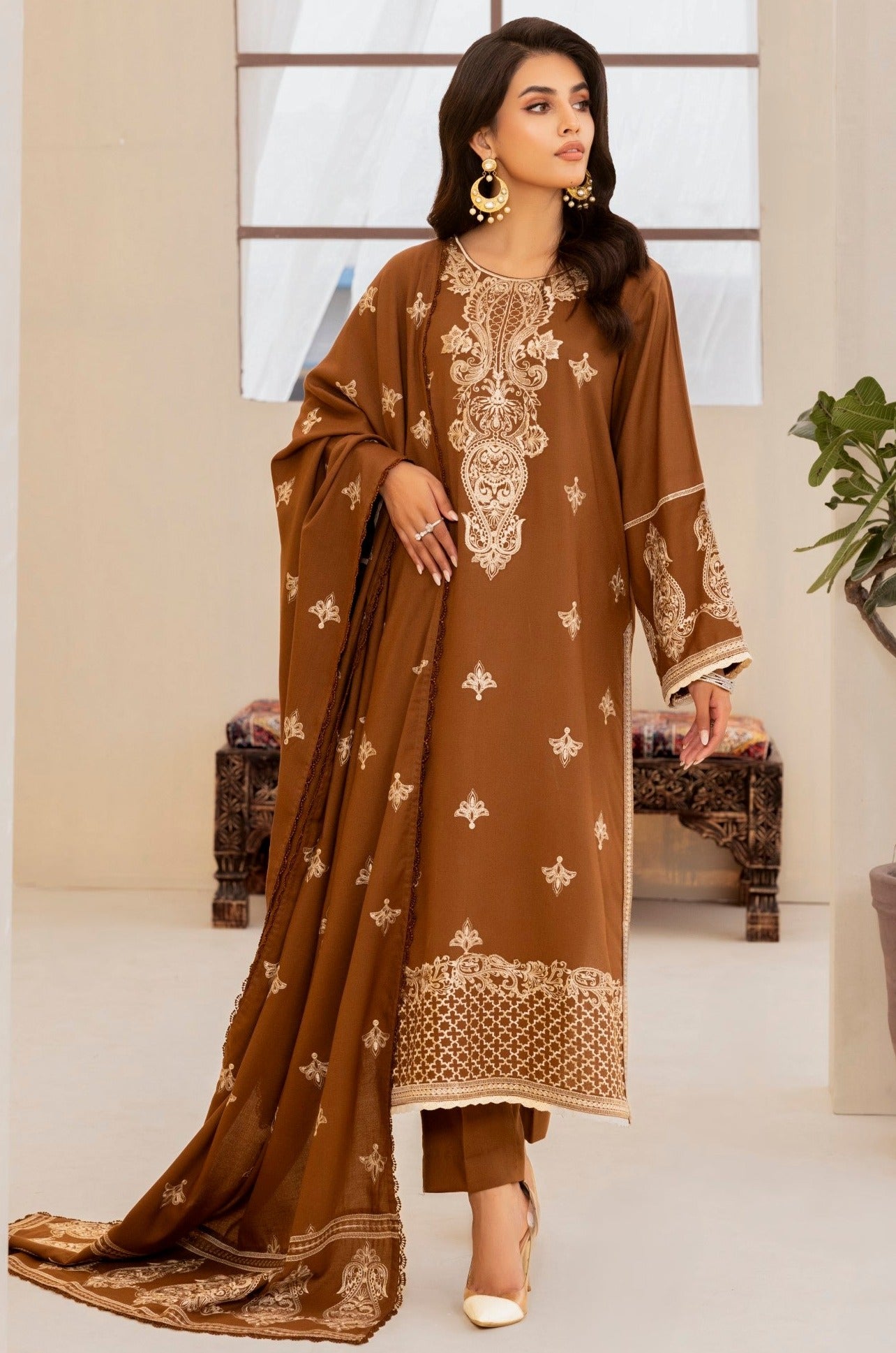 MWS-02 WINTER EMBROIDERED 3PC