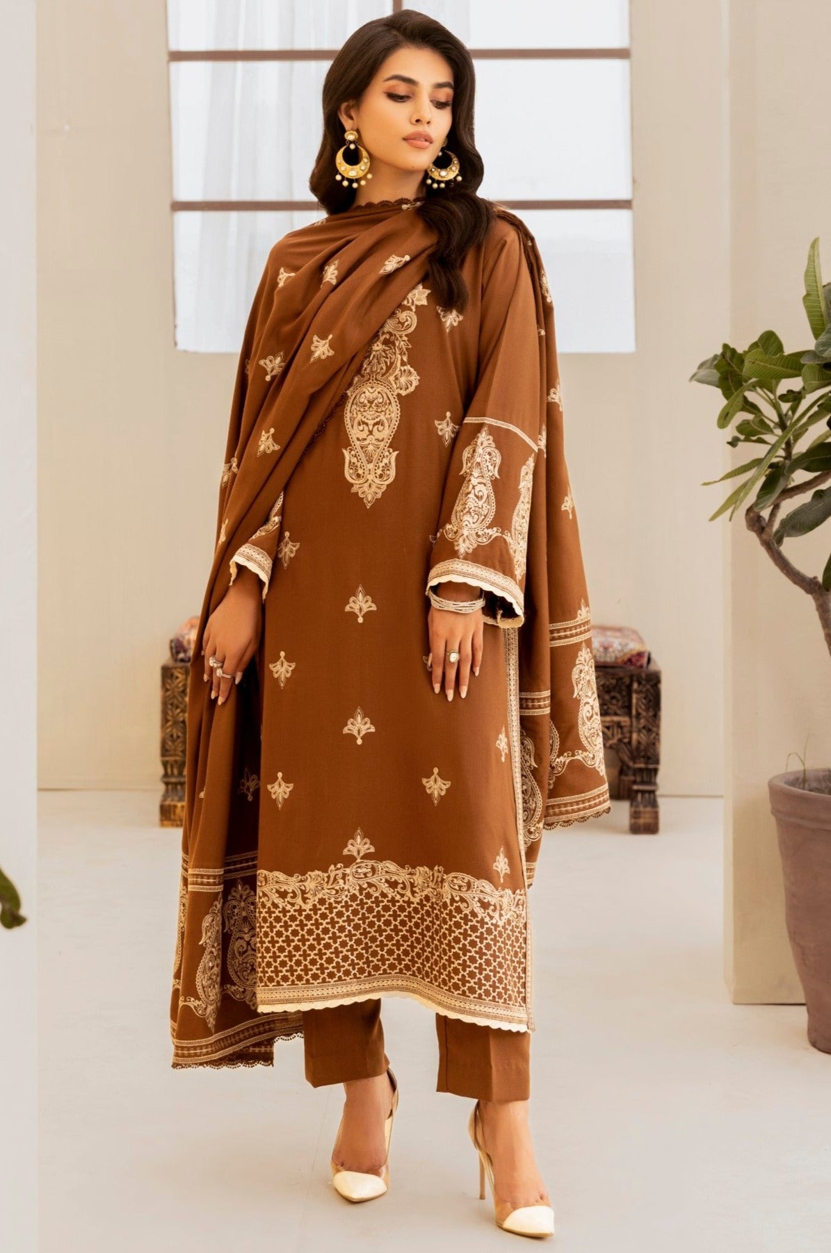MWS-02 WINTER EMBROIDERED 3PC