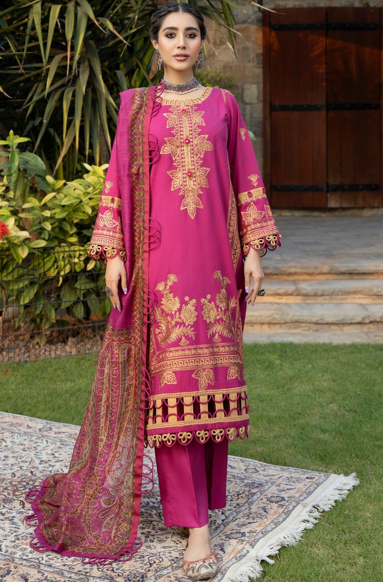 MDP-05 WINTER EMBROIDERED 3PC