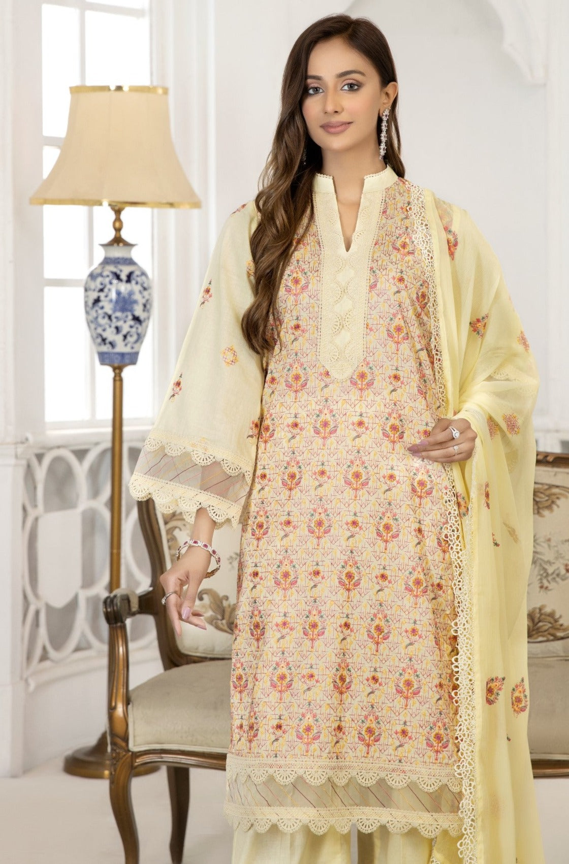 ME-22-114 3Pcs Embroidered lawn